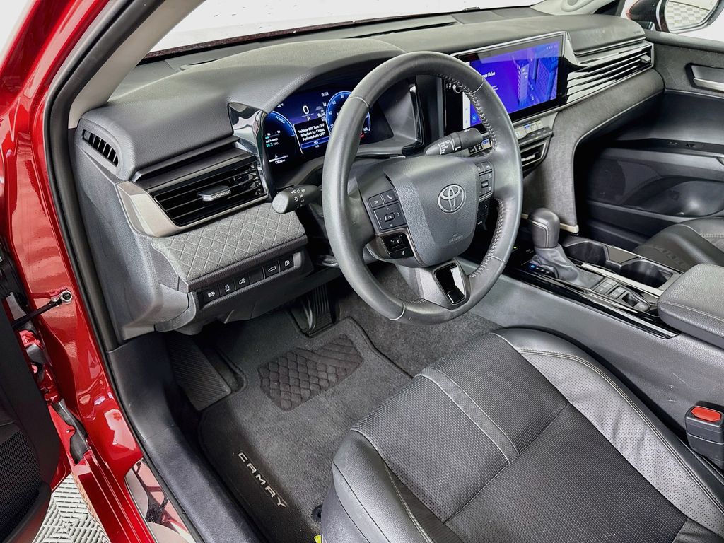 Thumbnail: 2025 Toyota Camry - 9