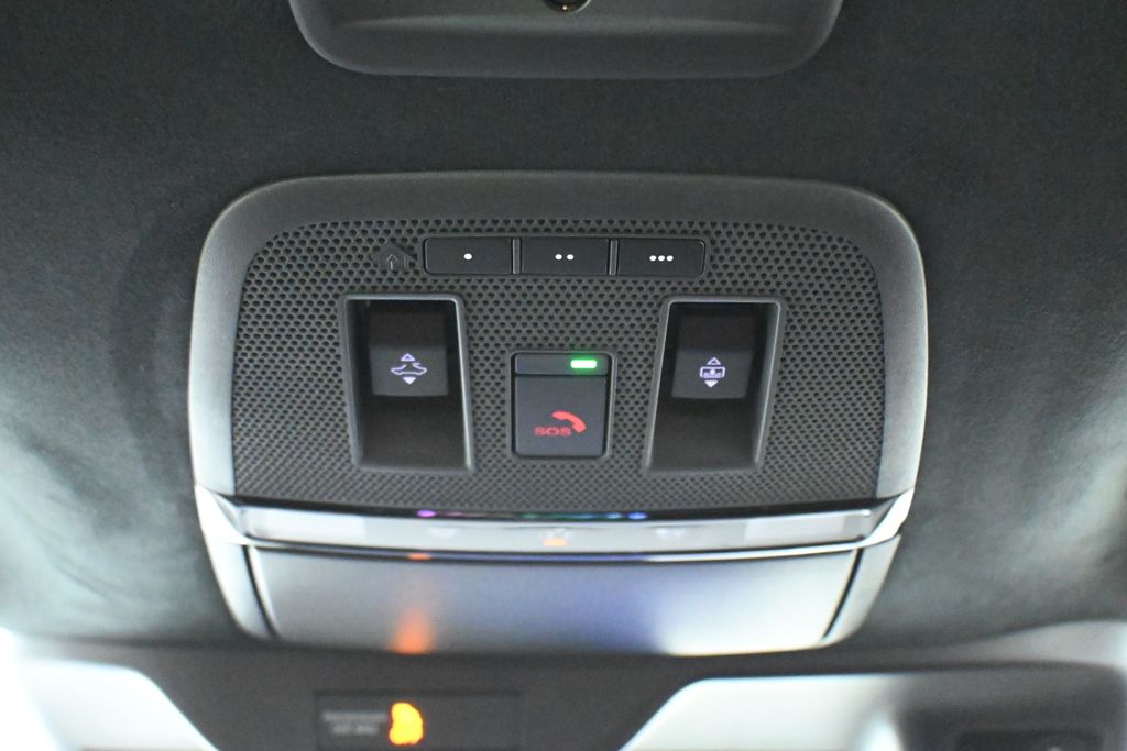 Thumbnail: 2026 INFINITI QX80 - 16