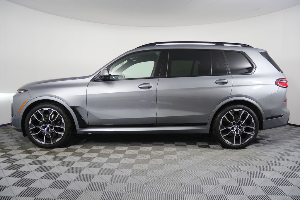 Thumbnail: 2024 BMW X7 - 6