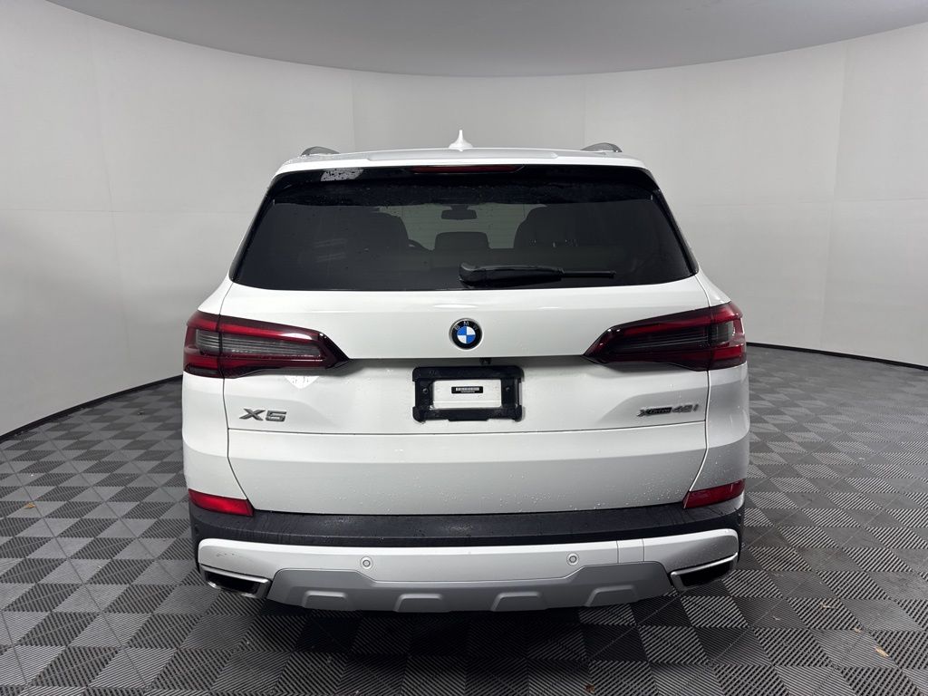 Thumbnail: 2021 BMW X5 - 6