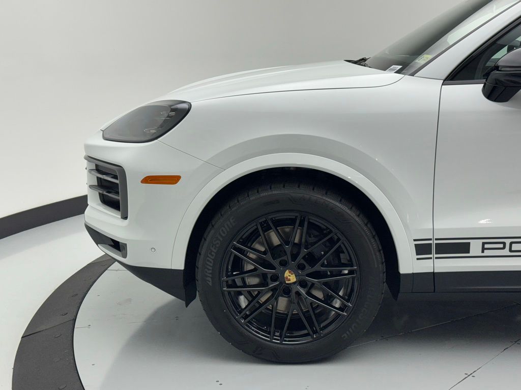 2024 Porsche Cayenne  30