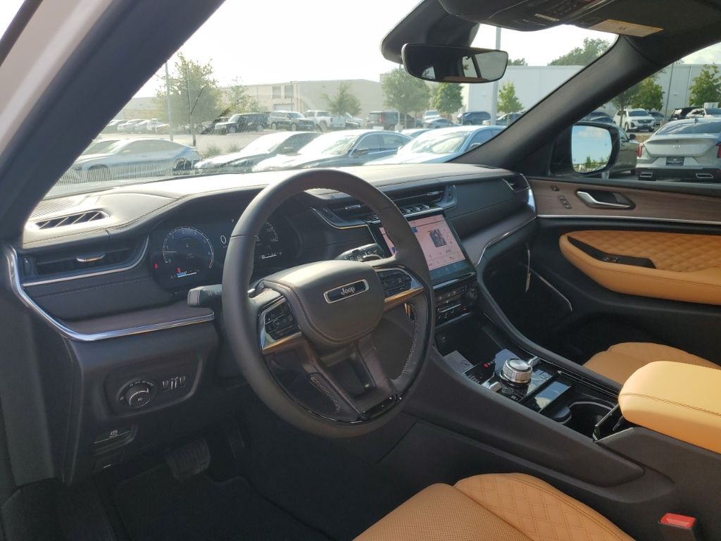 New Car 2025 Jeep Grand Cherokee  Summit For Sale Under $60,000 In Austin, Texas