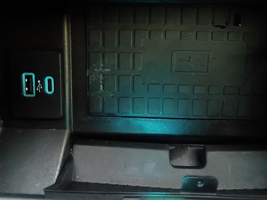 Used Car 2020 Ford Expedition  Limited For Sale Under $30,000 In Austin, Texas