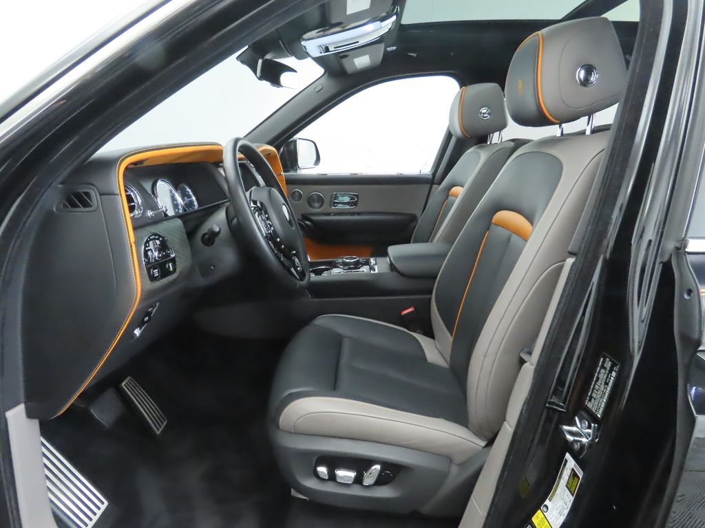 2020 Rolls-Royce Cullinan  20