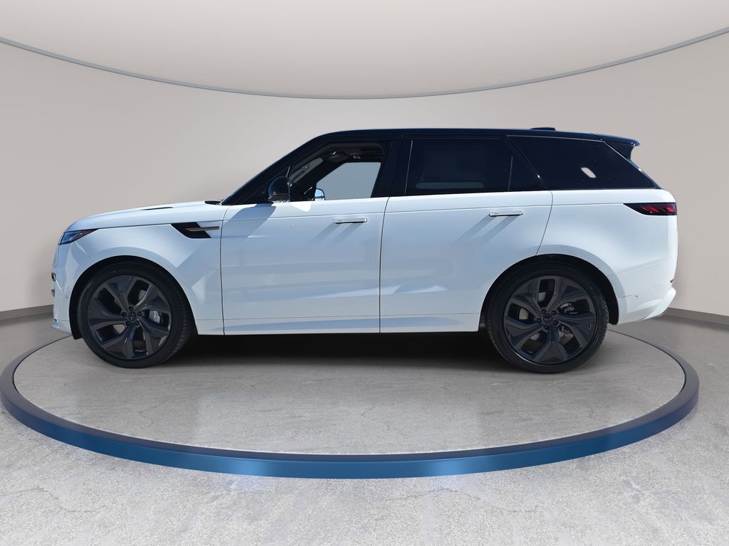New 2026 White Land Rover Dynamic SE image 8