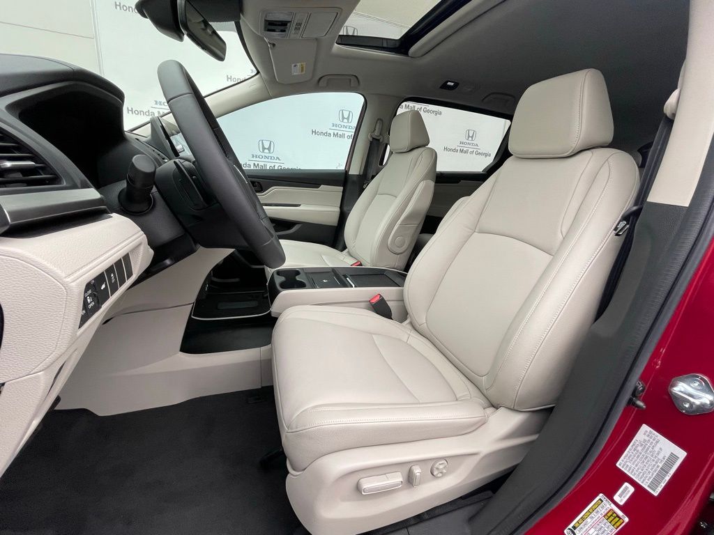 Thumbnail: 2026 Honda Odyssey - 28