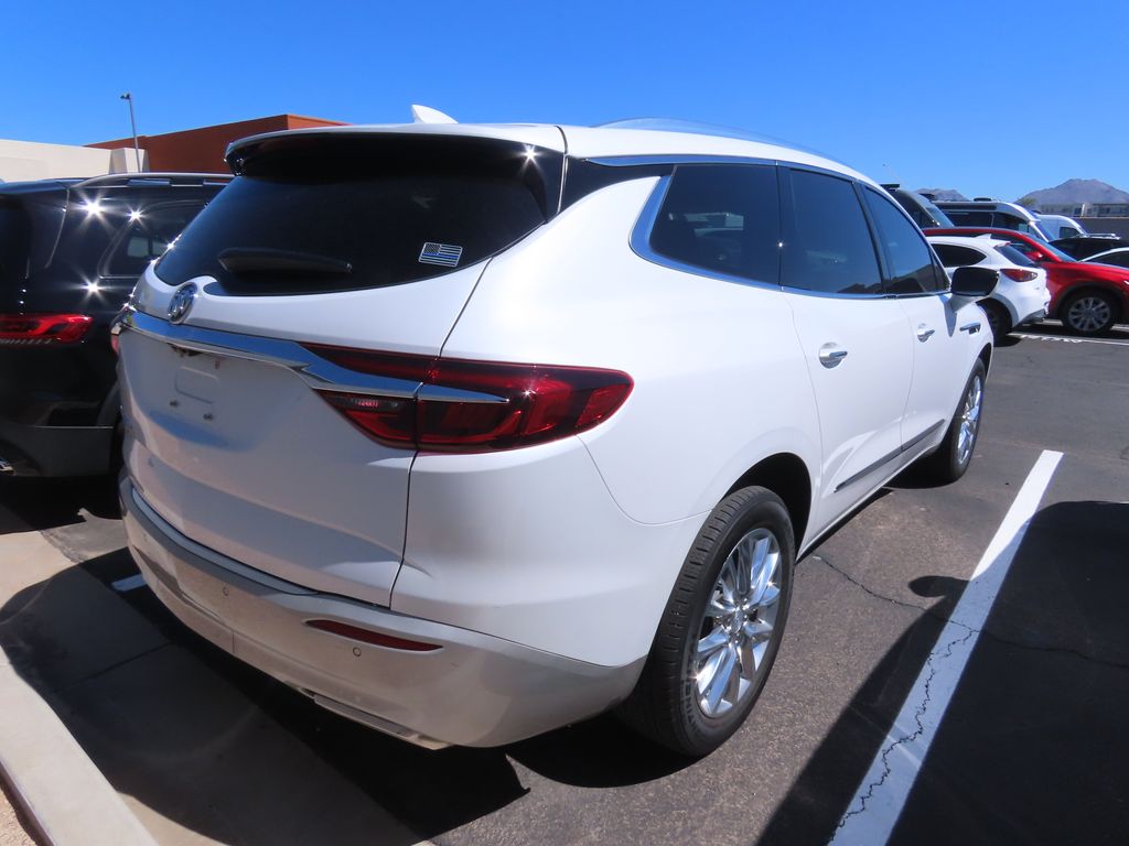 Thumbnail: 2021 Buick Enclave - 3