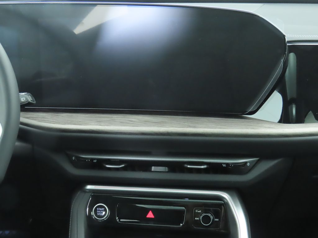 Thumbnail: 2025 Audi Q5 - 15