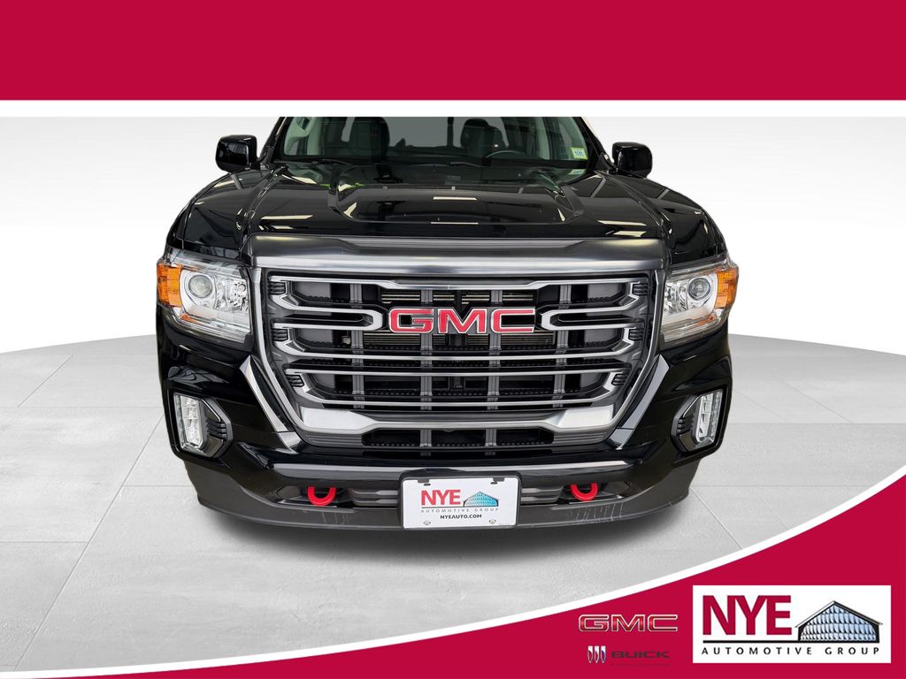 2022 GMC Canyon AT4 Crew Cab 4WD with Cloth