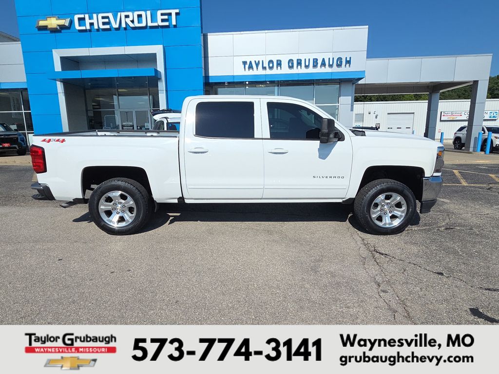 Summit White 2018 Chevrolet Silverado 1500 Pickup Truck Four-Wheel Drive 6-Speed Automatic Overdrive