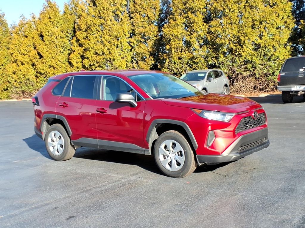 2022 Toyota RAV4 LE FWD