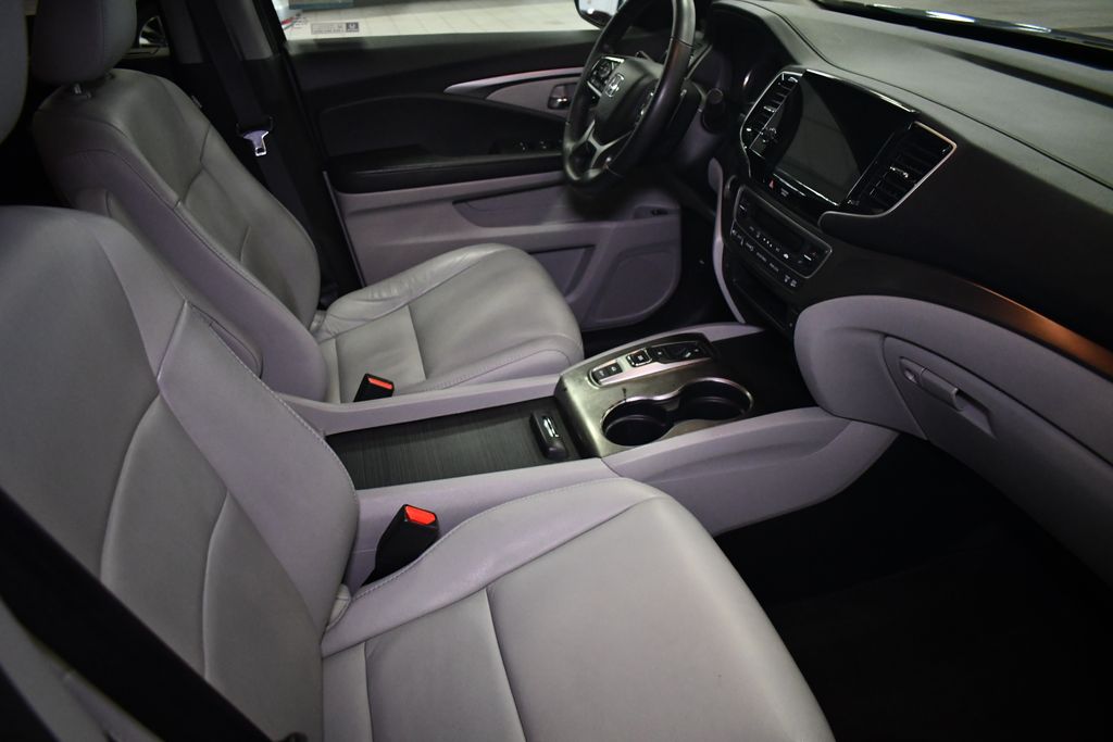 Thumbnail: 2021 Honda Pilot - 32