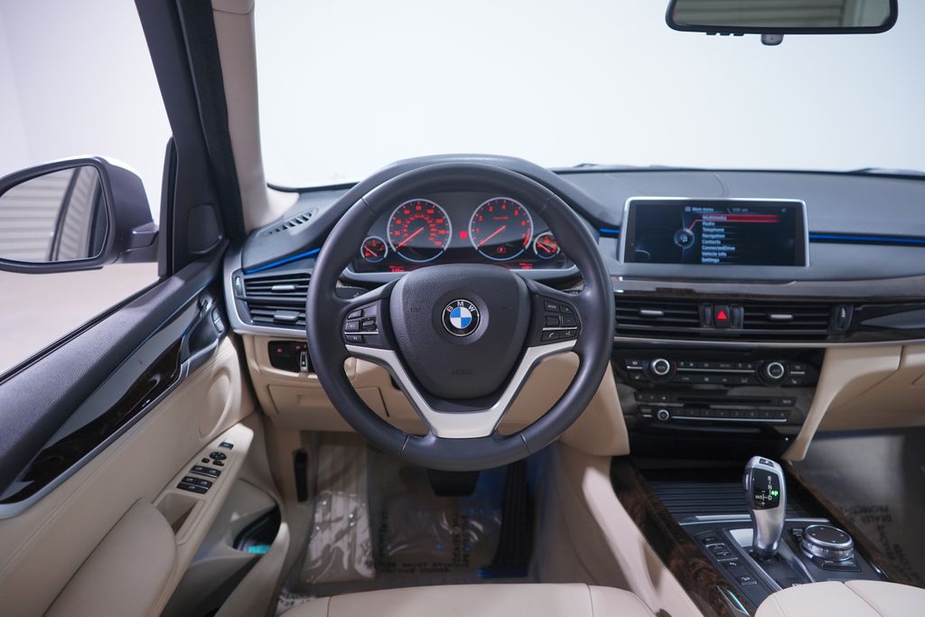 2015 BMW X5 xDrive35i 11