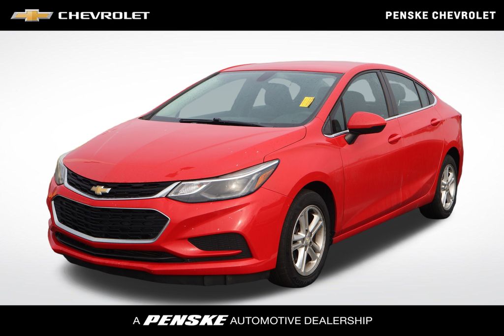 Thumbnail: 2017 Chevrolet Cruze - 1