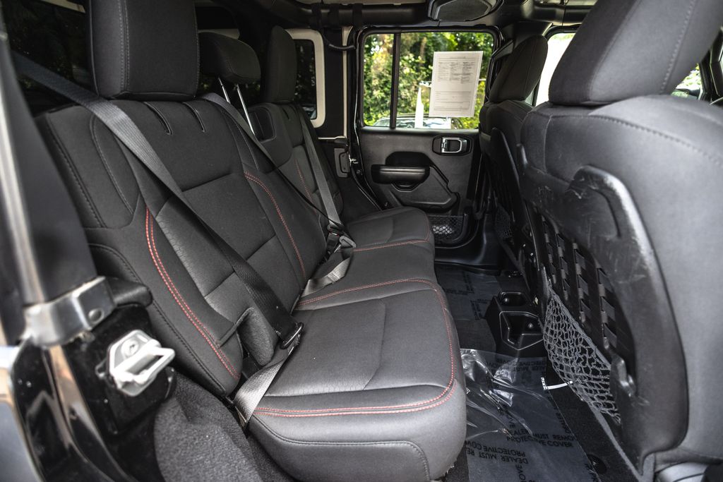 2020 Jeep Wrangler Unlimited Unlimited Rubicon thumbnail 32