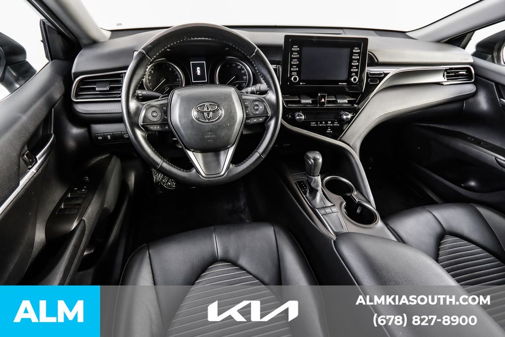 2023 Toyota Camry SE photo 21
