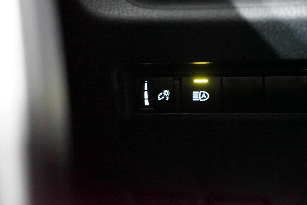 Thumbnail: 2024 Toyota RAV4 - 24