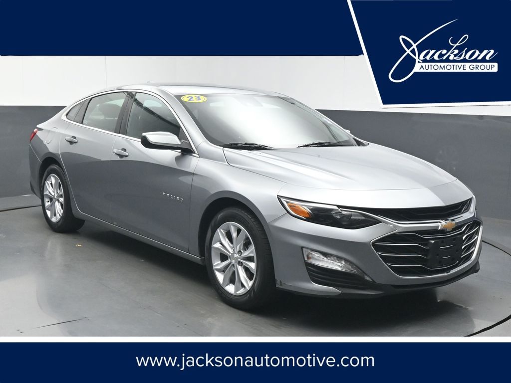 Sterling Gray Metallic 2023 Chevrolet Malibu Sedan Front-Wheel Drive Continuously Variable Transmission