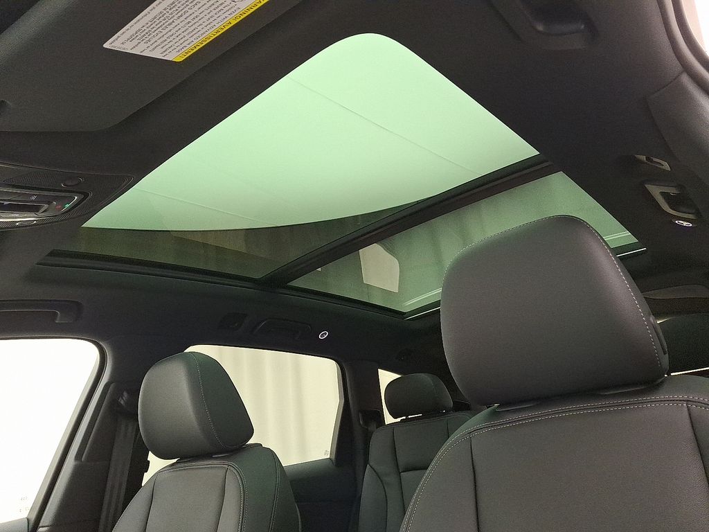 Thumbnail: 2026 Audi Q7 - 9