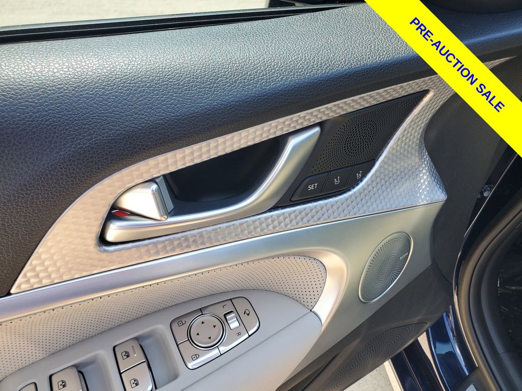 Used 2023 Genesis G70 Sedan