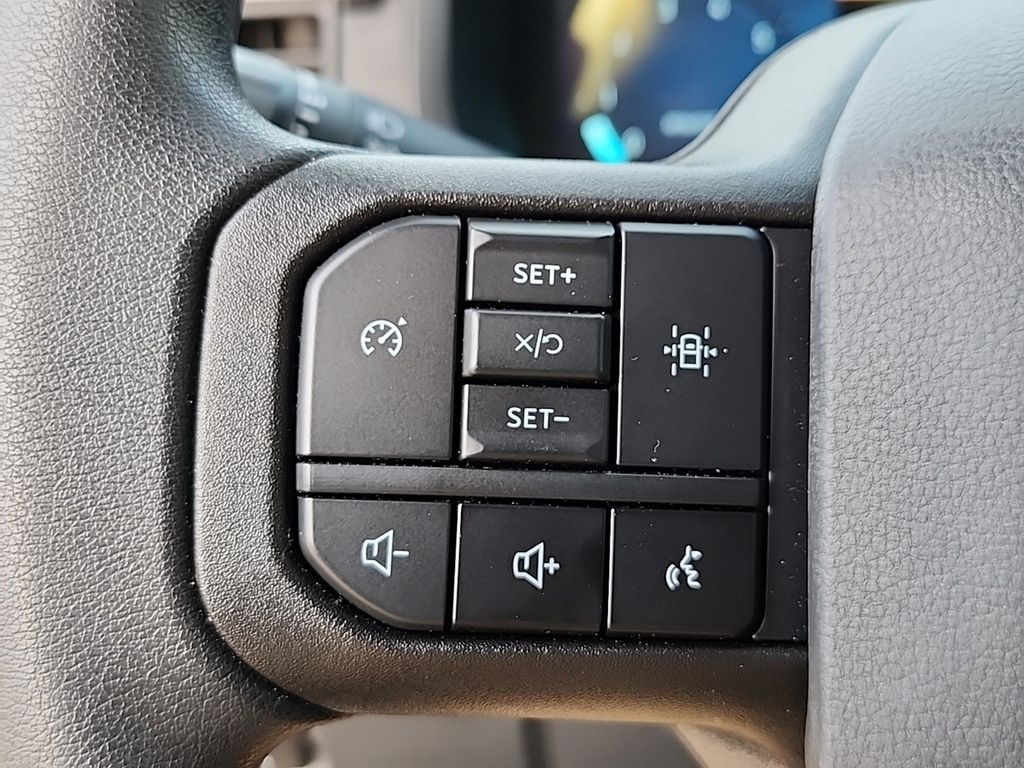 2024 Ford F-150 XL photo