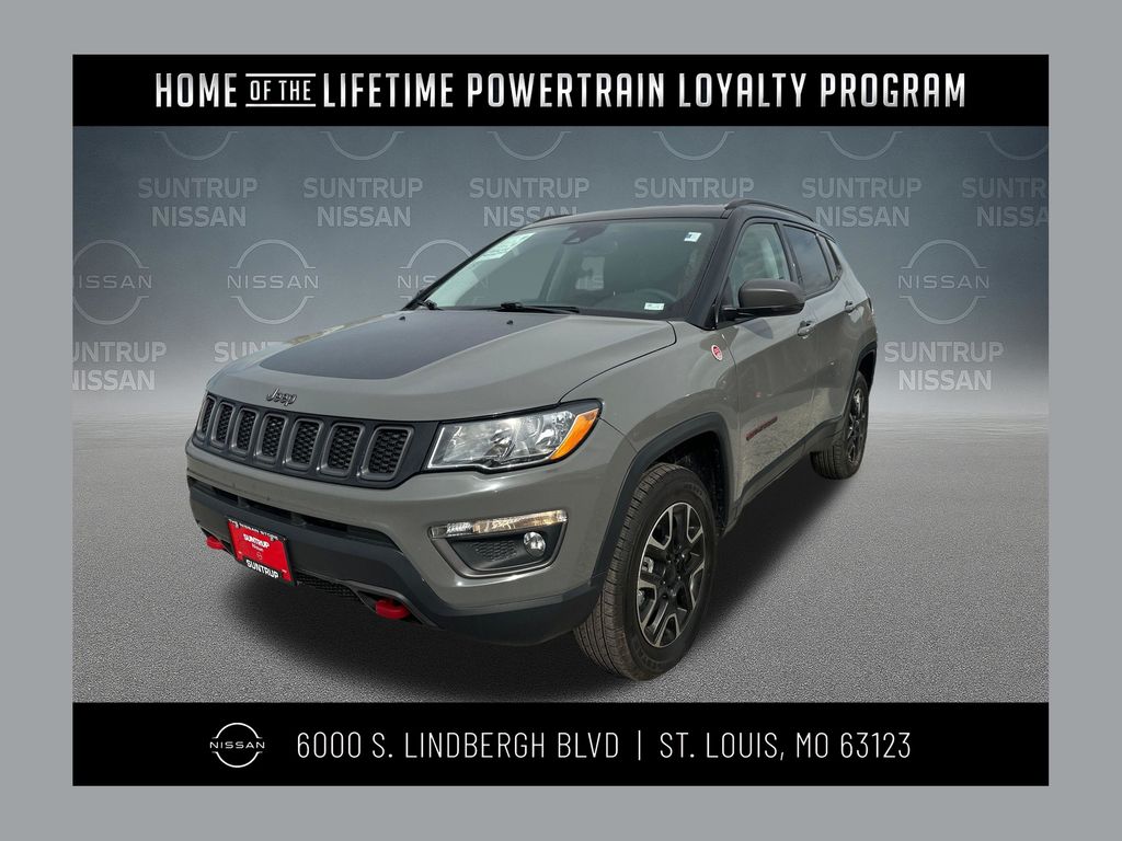Sting-Gray Clearcoat 2021 Jeep Compass Trailhawk 4WD SUV / Crossover Four-Wheel Drive 9-Speed Automatic
