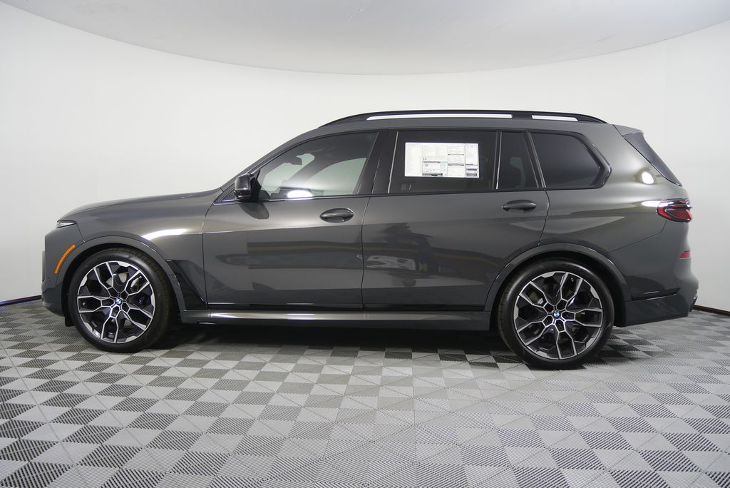 Thumbnail: 2026 BMW X7 - 6