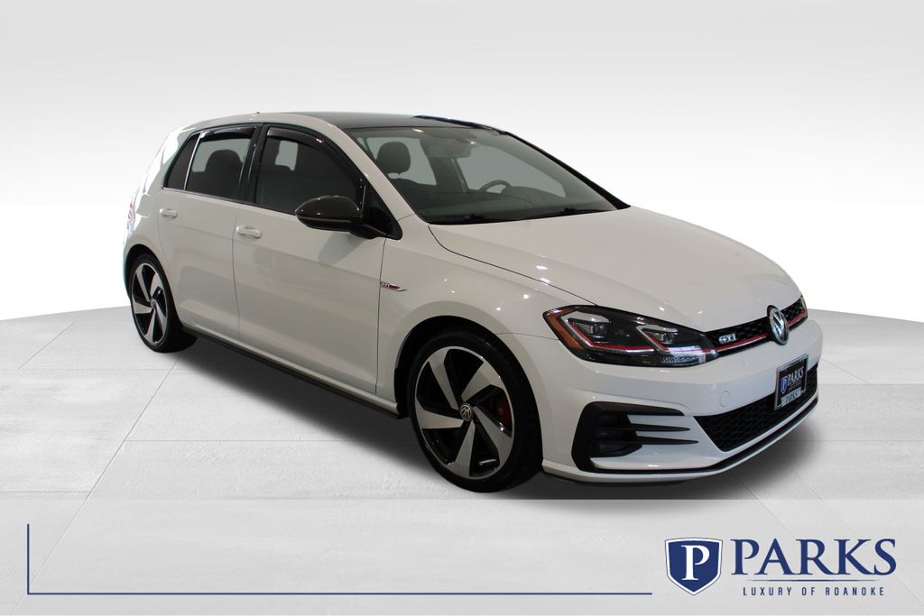 2018 Volkswagen Golf GTI 2.0T SE 4-Door FWD