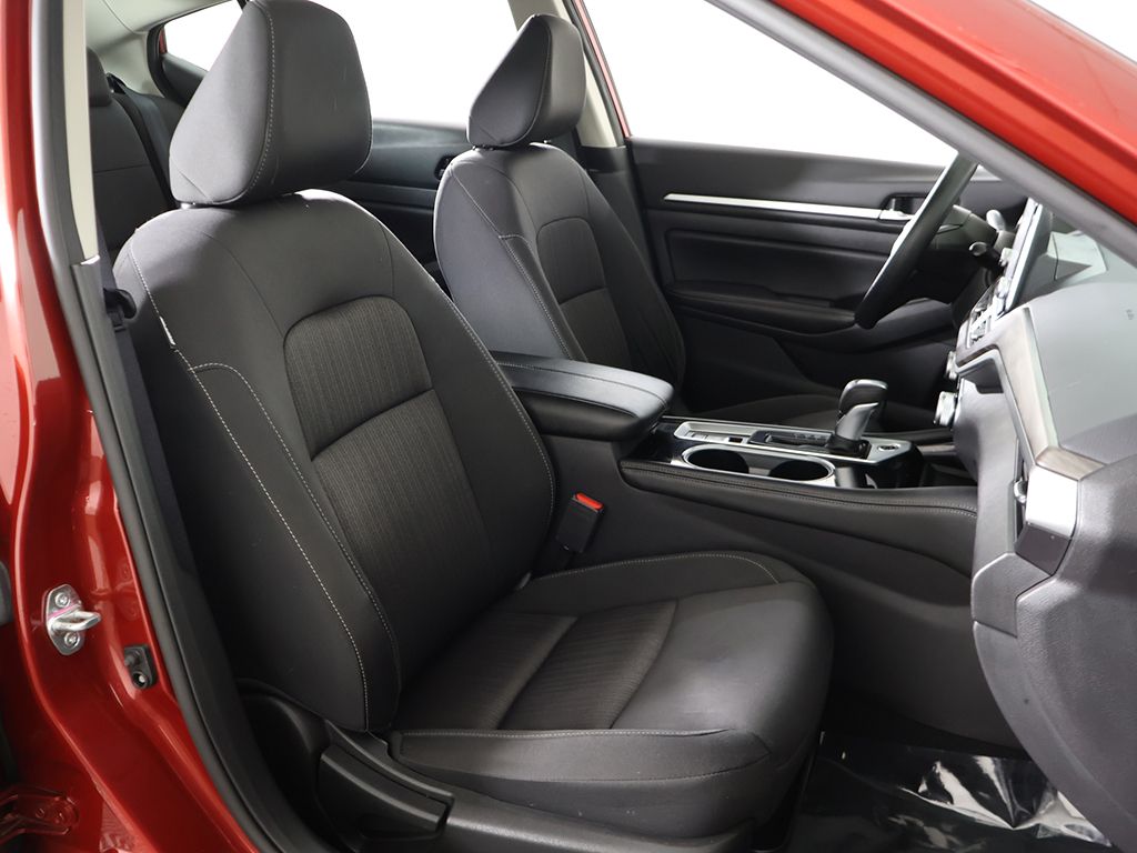 Used 2023 Red Nissan 2.5 SV image 28