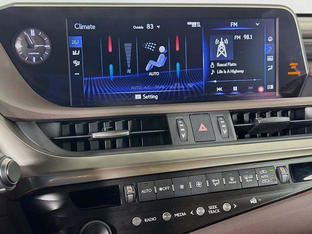 2019 Lexus ES 350 Luxury 16