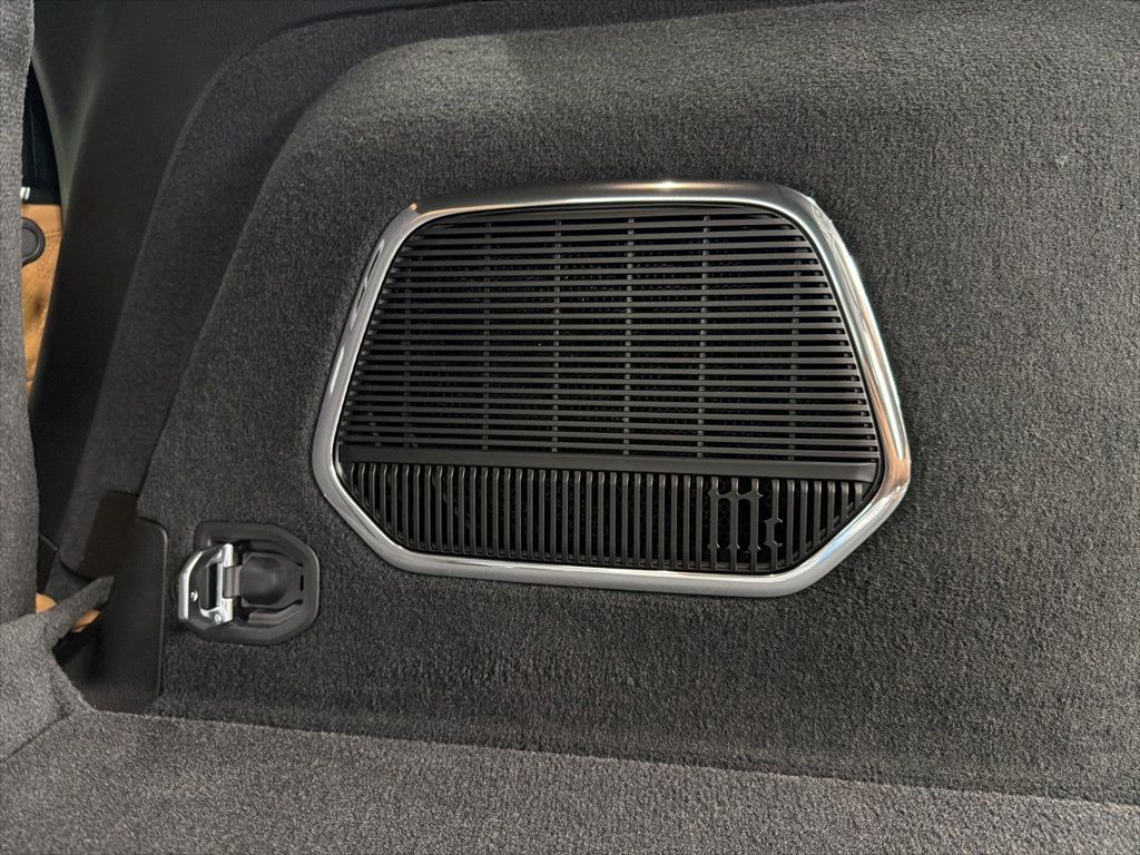 2026 Jeep Grand Cherokee Summit - 8