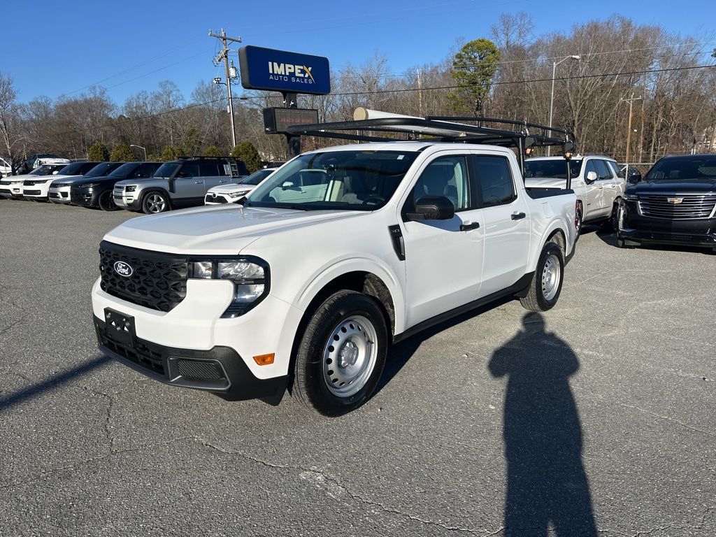 2025 Ford Maverick XLT's photo
