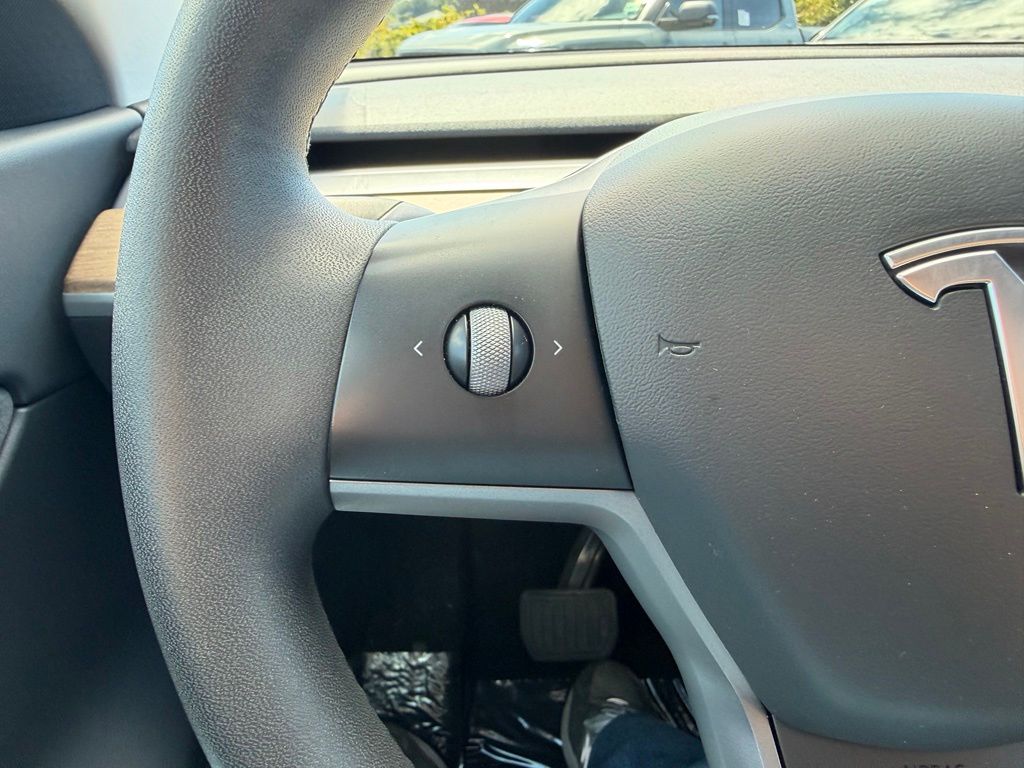 Used 2021 Tesla Model Y SUV