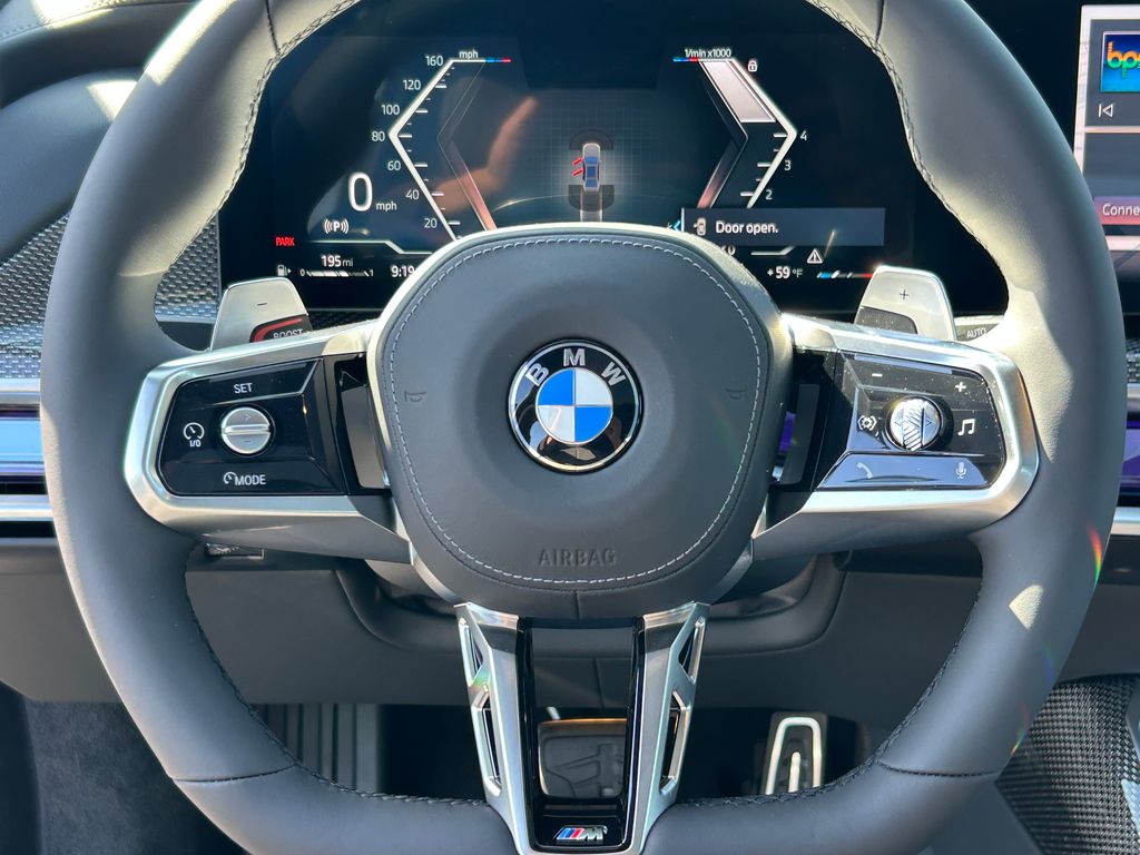 2025 BMW 7 Series 760i xDrive 18