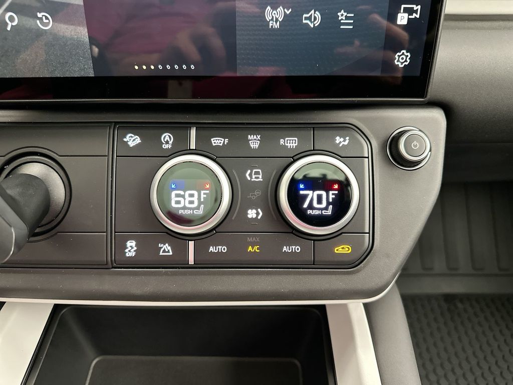 Thumbnail: 2026 Land Rover Defender - 13