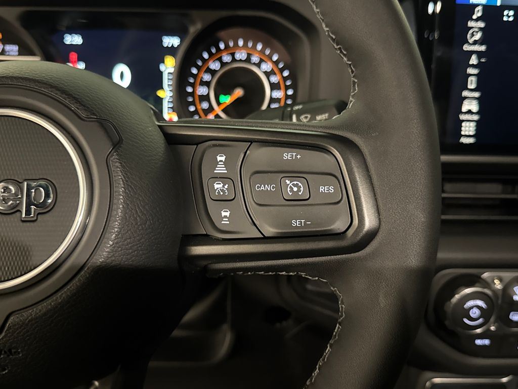 Certified Used 2025 White Jeep Mojave image 19