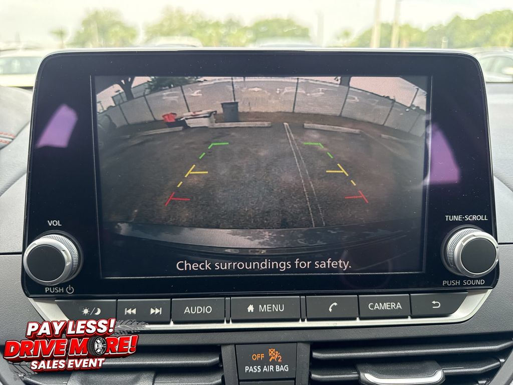 Used 2025 Nissan Altima Sedan