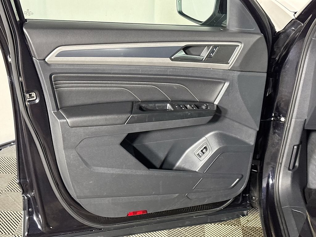 2020 Volkswagen Atlas Cross Sport 2.0T SEL