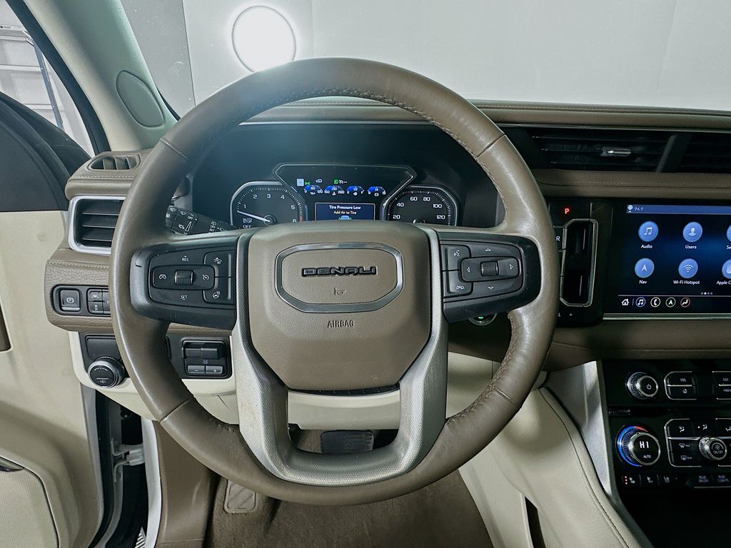 Thumbnail: 2021 GMC Yukon XL - 11