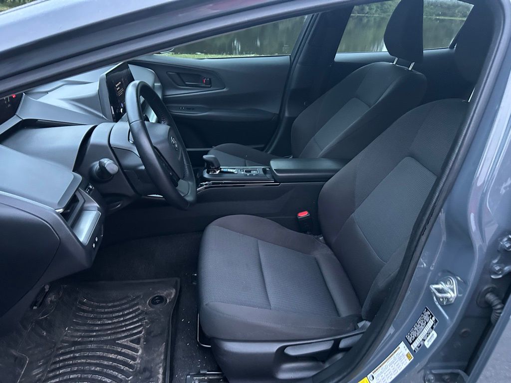 Thumbnail: 2024 Toyota Prius - 14