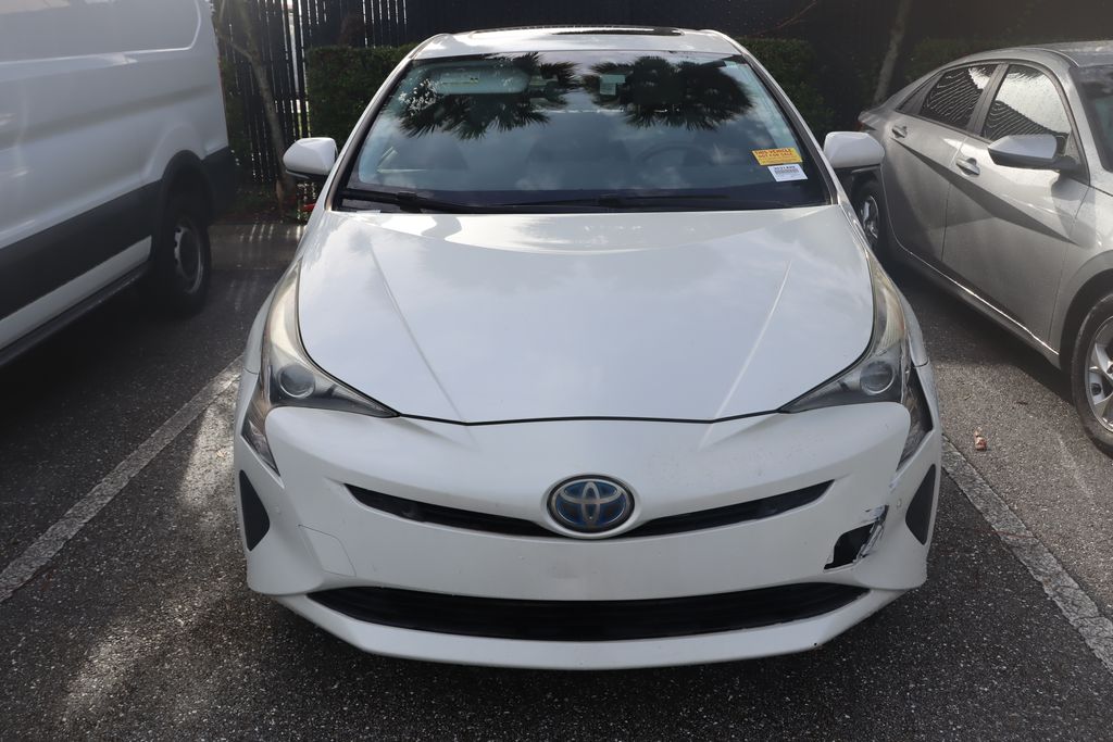 Thumbnail: 2017 Toyota Prius - 5