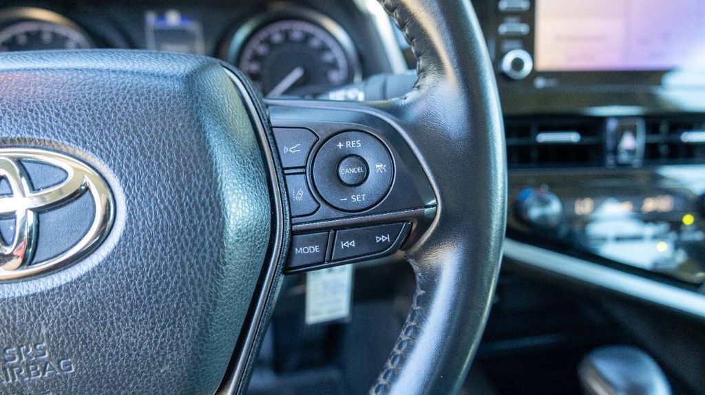 Used 2022 Toyota Camry SE 4D Sedan