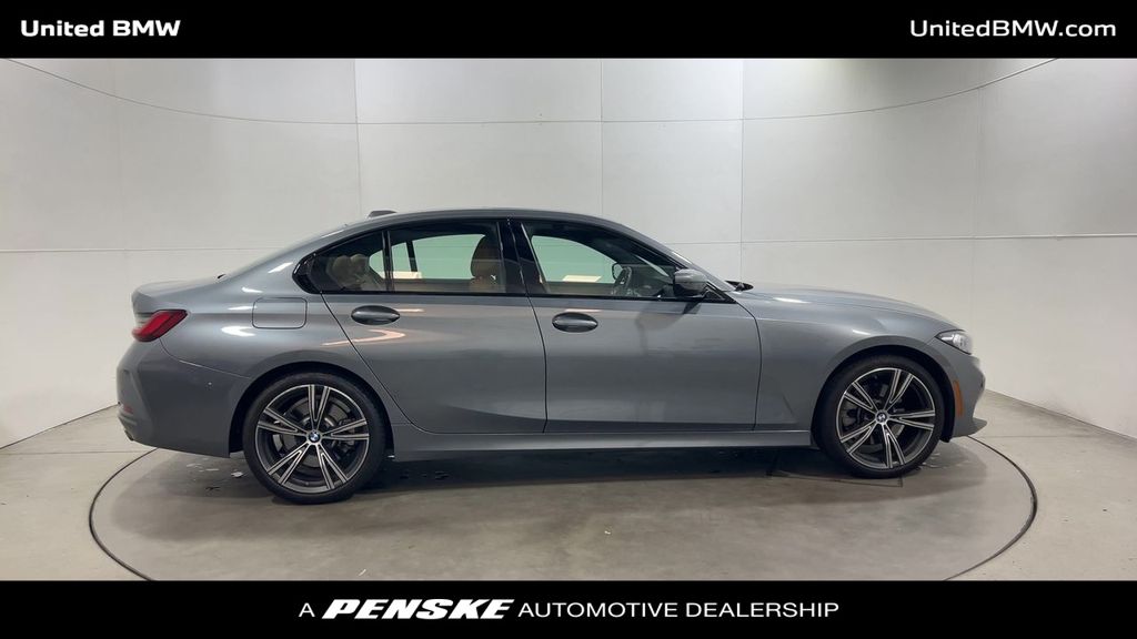 Thumbnail: 2023 BMW 3 Series - 9