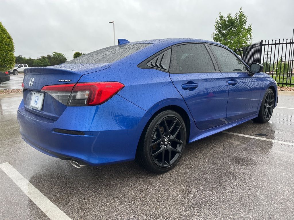 Thumbnail: 2023 Honda Civic - 4