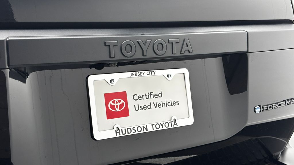 Thumbnail: 2025 Toyota Land Cruiser - 8