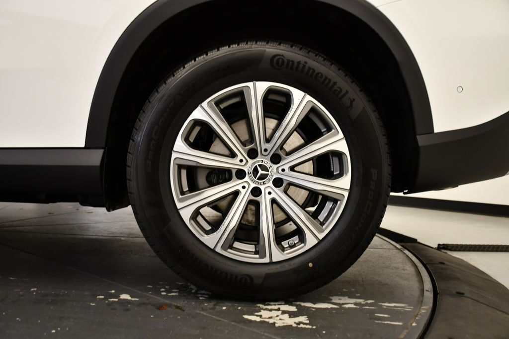 Thumbnail: 2026 Mercedes-Benz GLC - 14