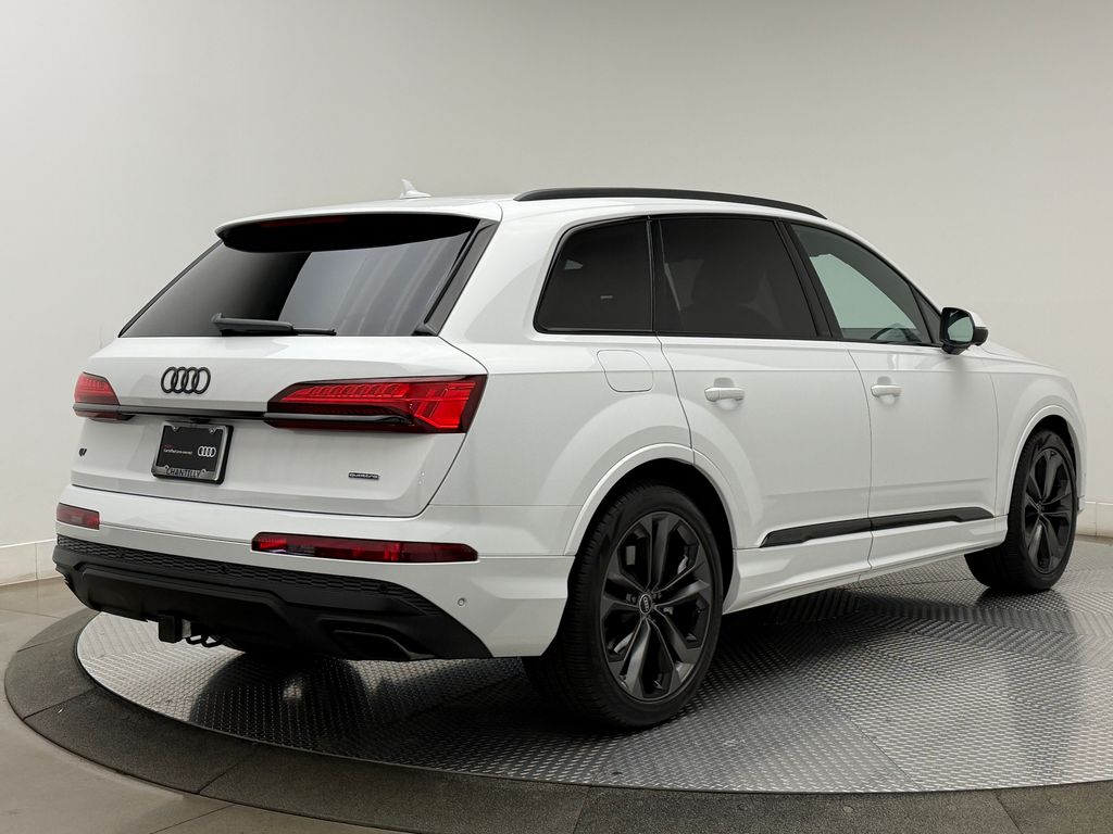 Thumbnail: 2026 Audi Q7 - 8