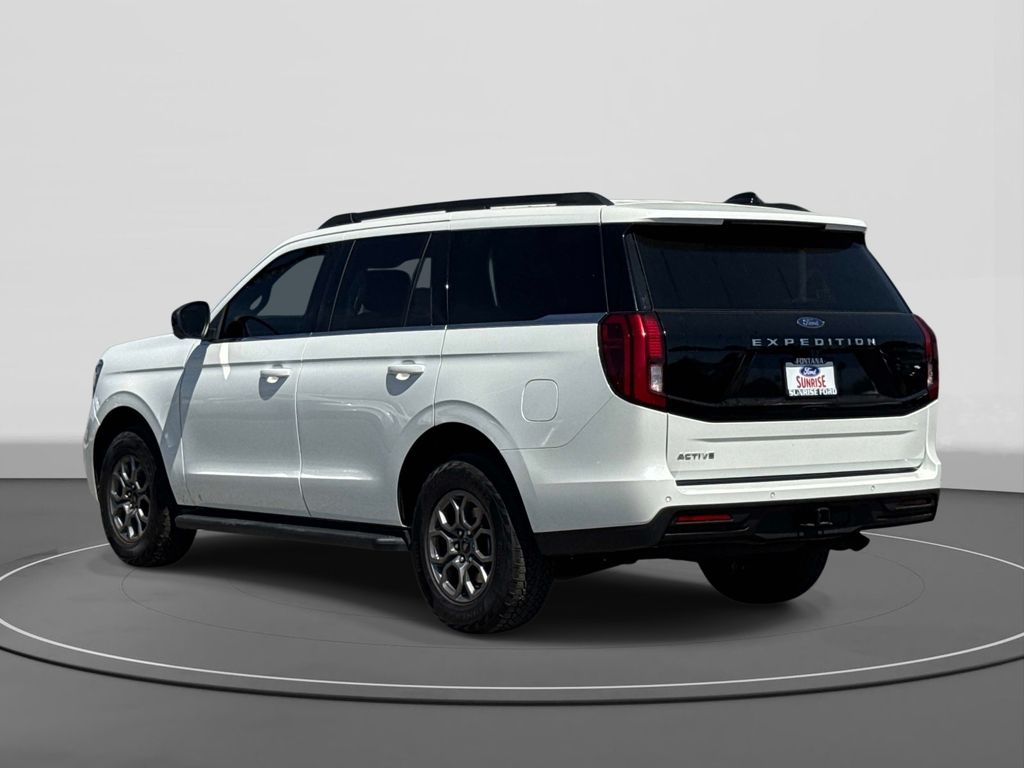 Used 2025 Ford Expedition Active 4D Sport Utility