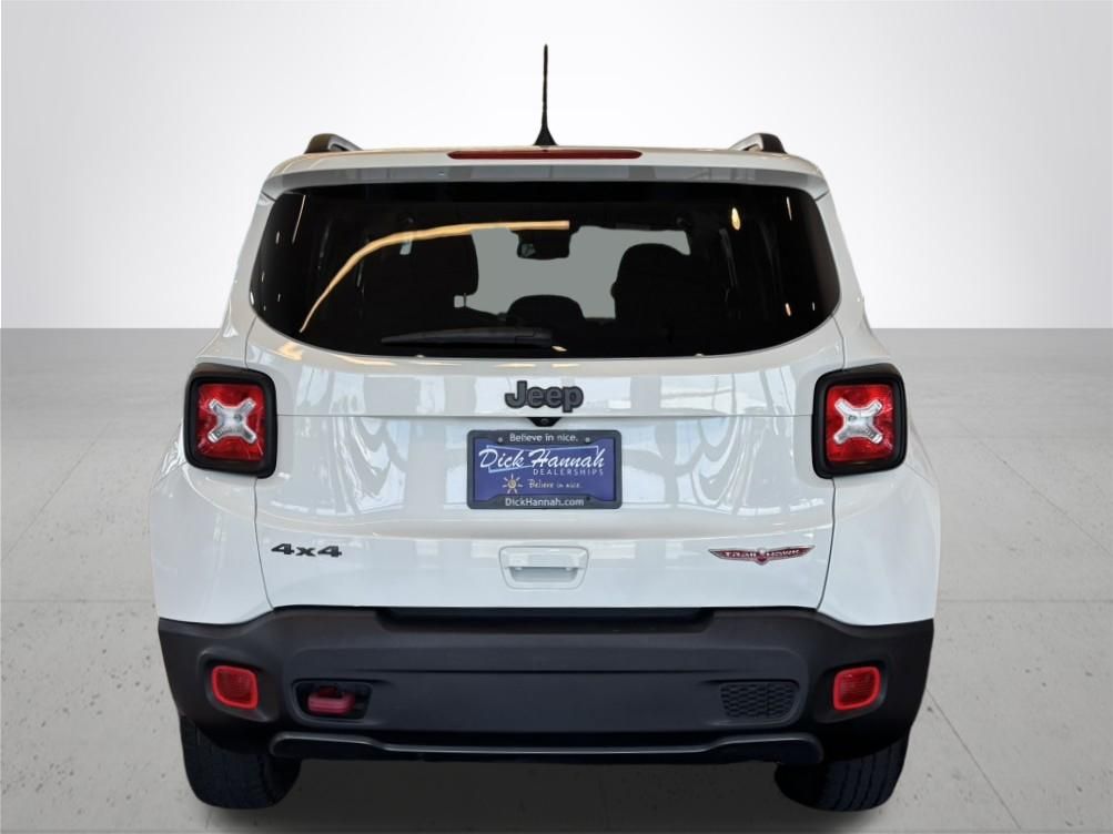 2022 Jeep Renegade Trailhawk