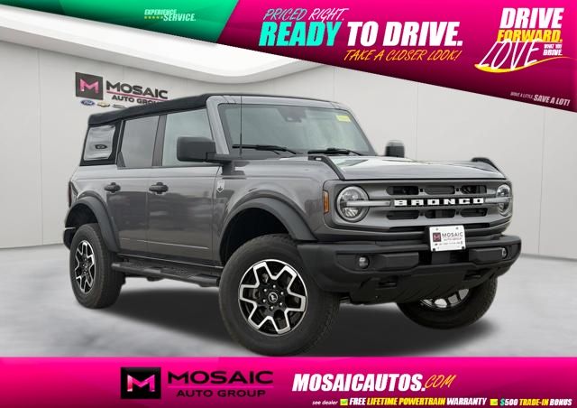 Gray Metallic 2022 Ford Bronco Big Bend 4-Door 4WD SUV / Crossover Four-Wheel Drive Automatic